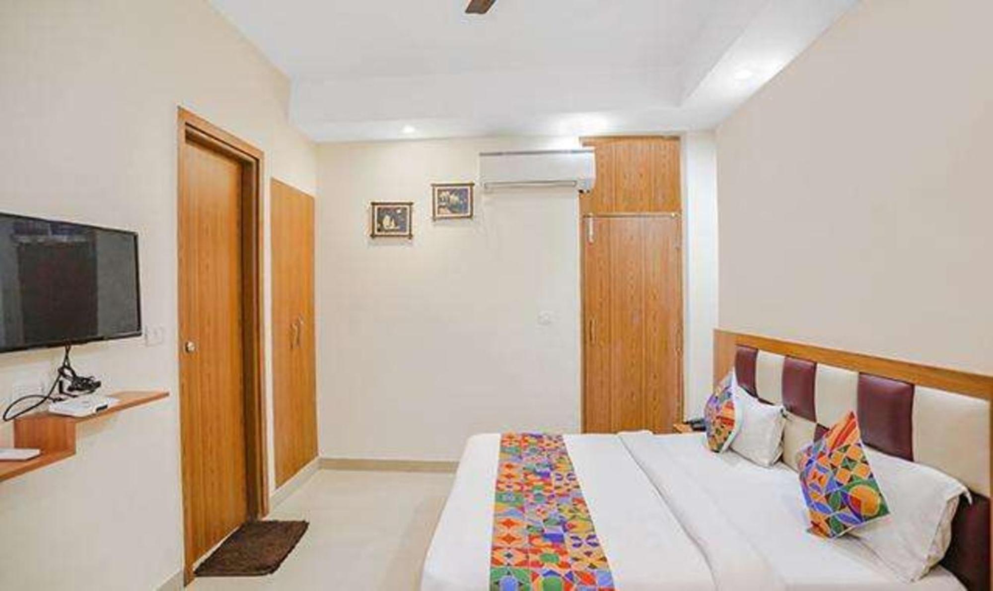 Fabhotel Royal Stay I Greater Noida Buitenkant foto