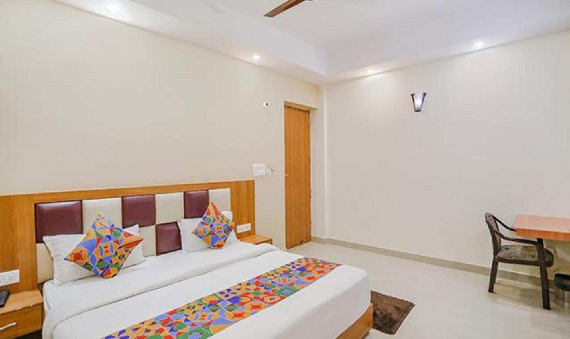 Fabhotel Royal Stay I Greater Noida Buitenkant foto