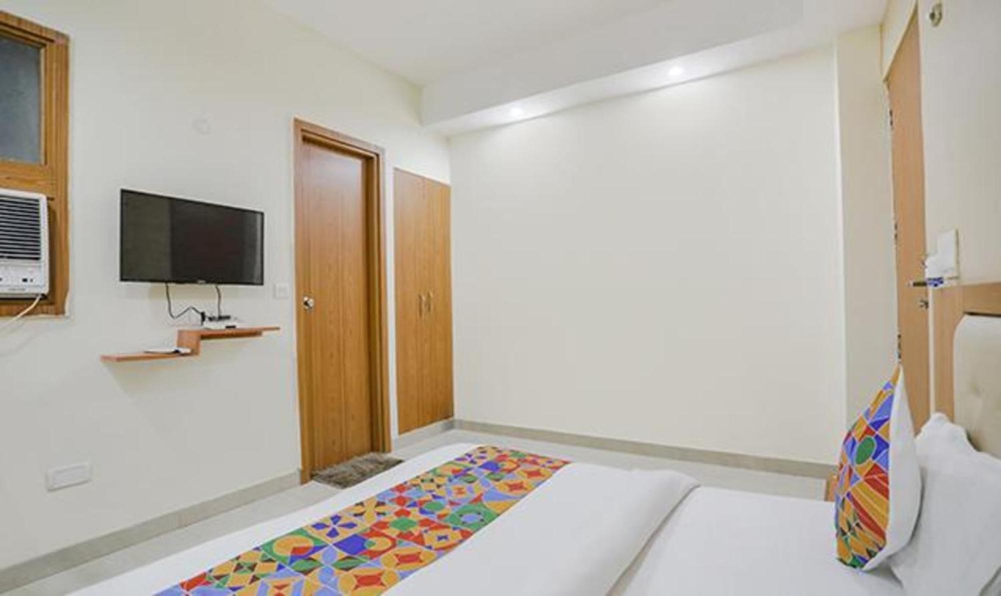 Fabhotel Royal Stay I Greater Noida Buitenkant foto