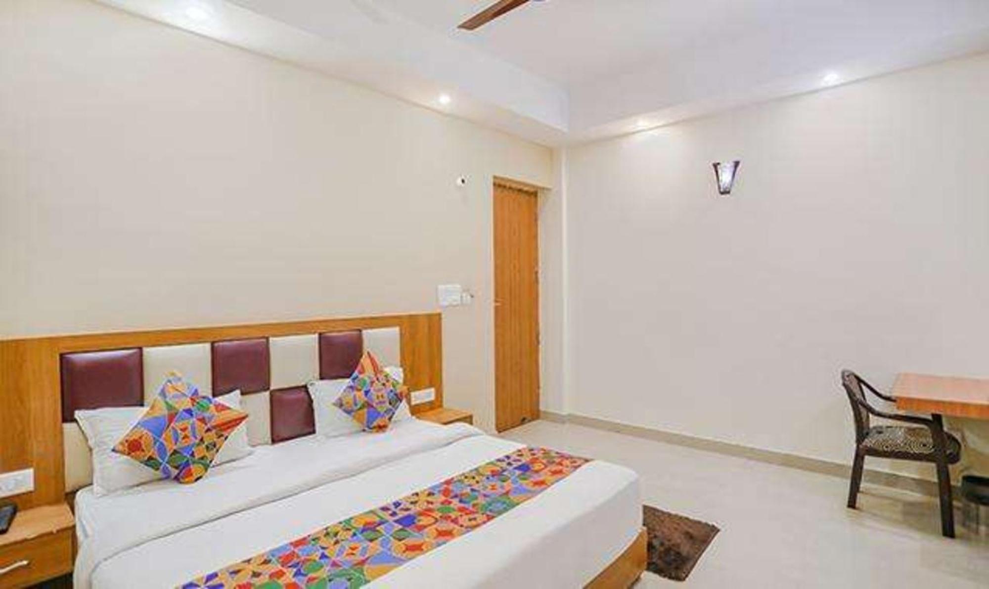 Fabhotel Royal Stay I Greater Noida Buitenkant foto