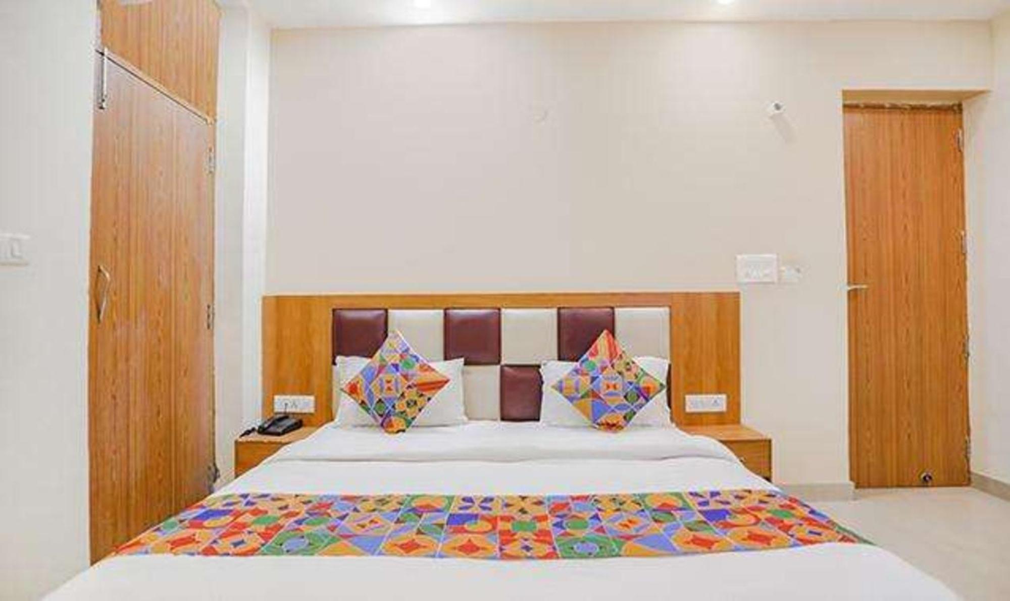 Fabhotel Royal Stay I Greater Noida Buitenkant foto