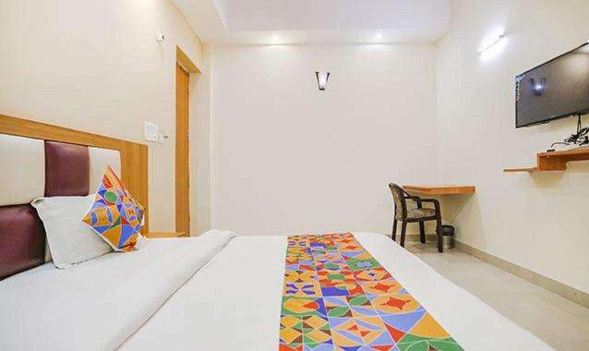Fabhotel Royal Stay I Greater Noida Buitenkant foto