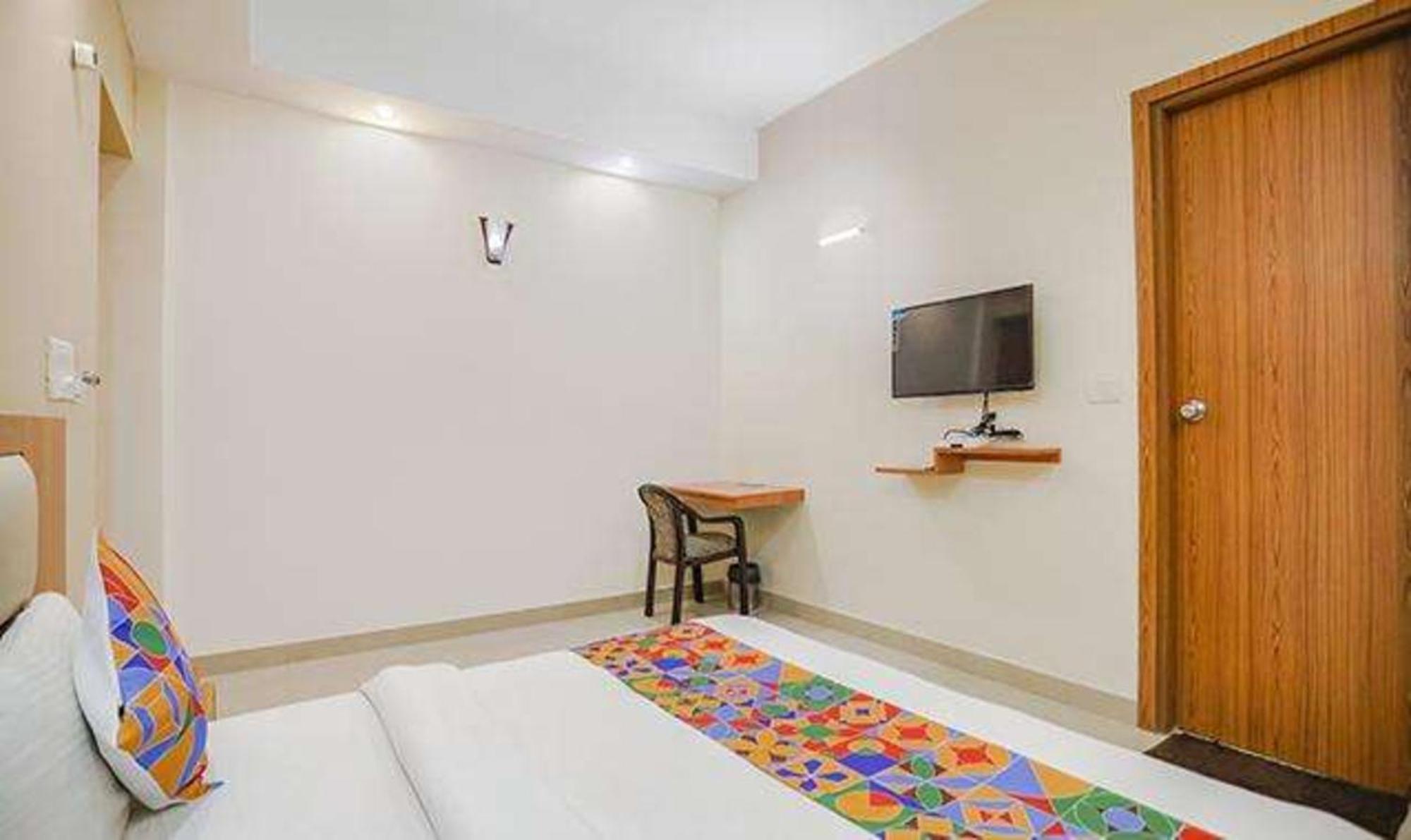 Fabhotel Royal Stay I Greater Noida Buitenkant foto